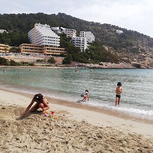 Cala Llonga.jpg