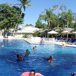 Samana Hotel piscina 002 (Copiar).jpg