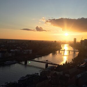 Frankfurt - vista torre catedral