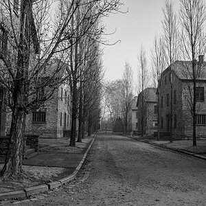 Polonia32 (portal).jpg