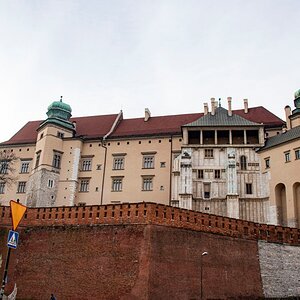 Polonia18 (portal).jpg