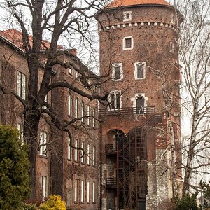 Polonia23 (portal).jpg