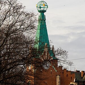 Polonia02 (portal).jpg
