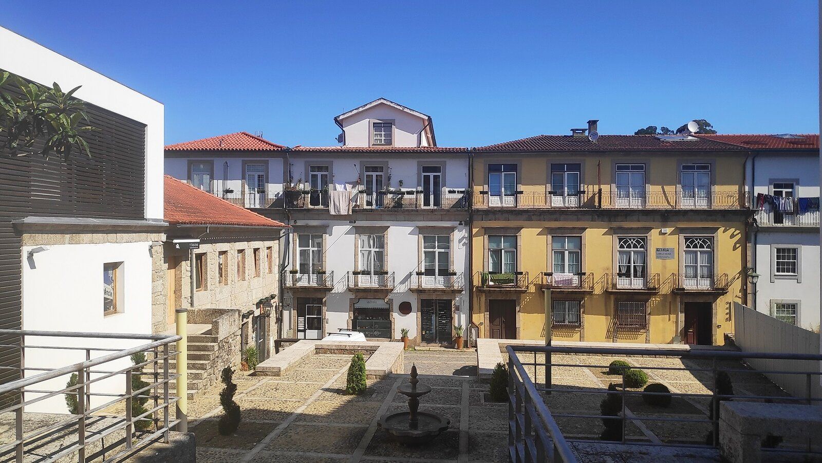 102 P Barca.jpg