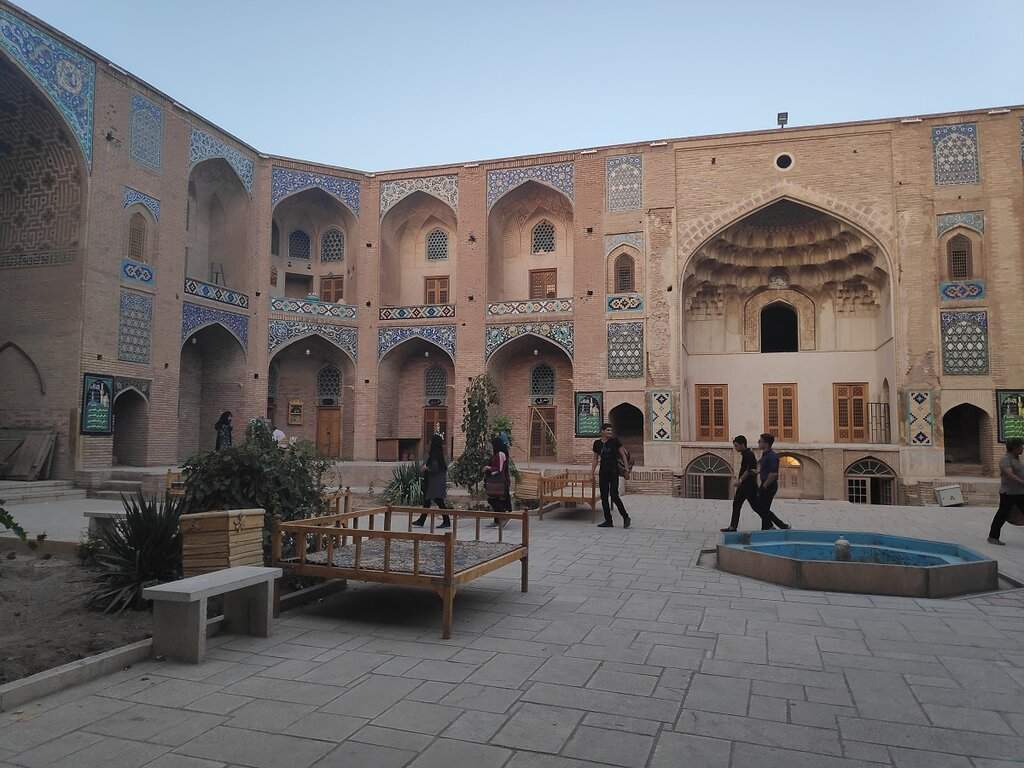16 Kerman