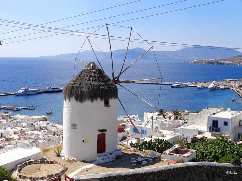 17Mykonos MoinhoBonis