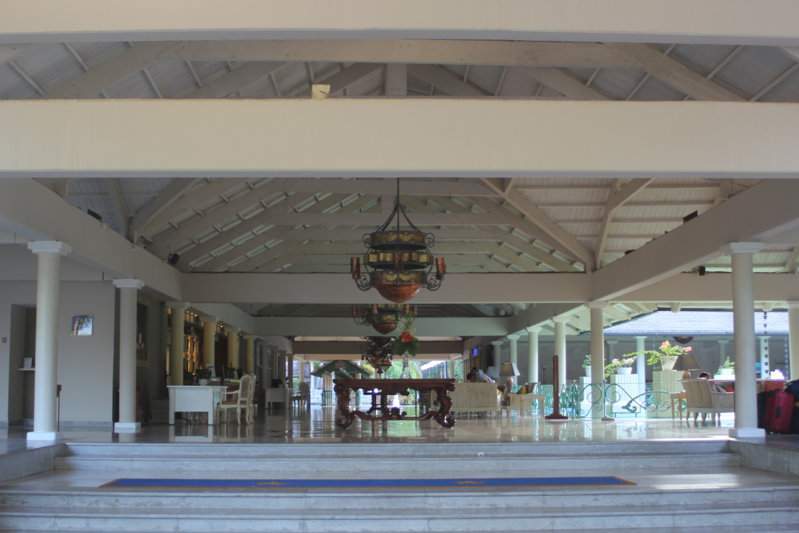 18 AA - HOTEL LOBBY HOTEL DOMINICANA IMG_8120