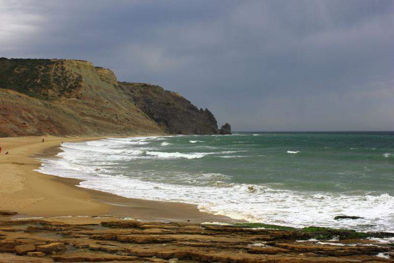 2 011