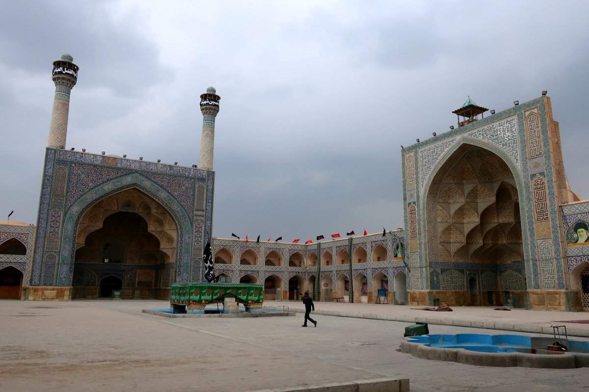 23 Isfahan