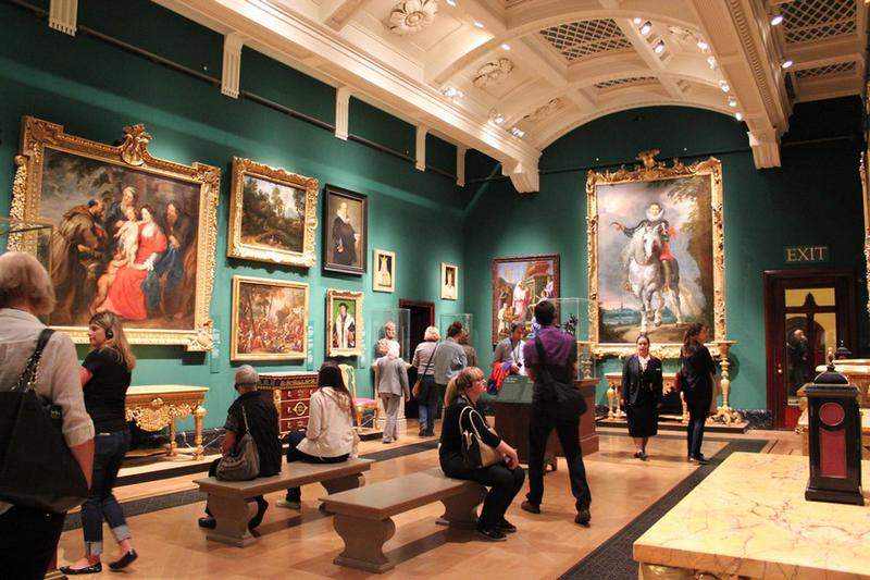 23 Queens Gallery