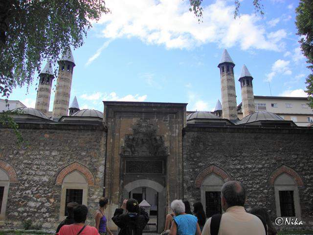 2DSC03666 Gazi Husrev Begova Medresa (Escola Islâmica)   Sarajevo