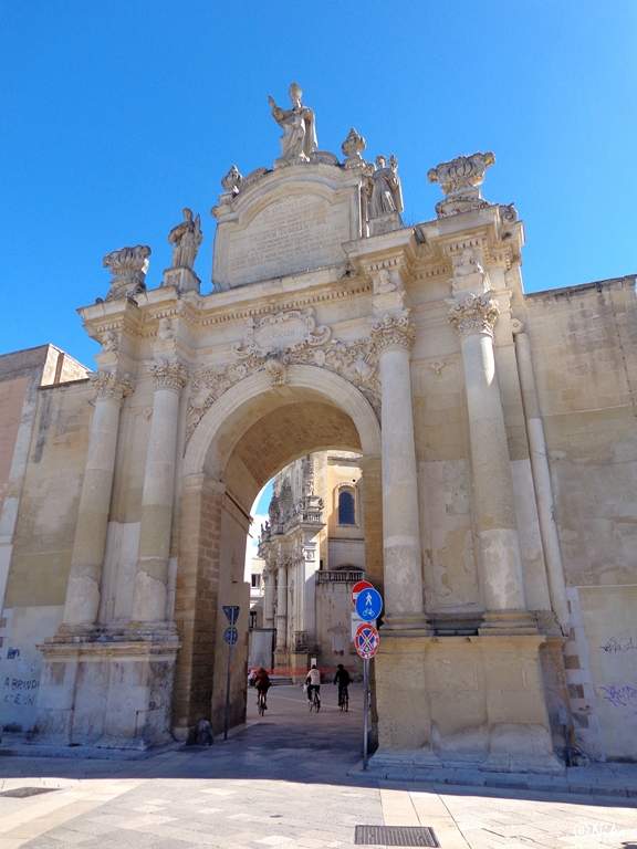 2DSC09765 Porta Rudiae - Lecce [1280x768]