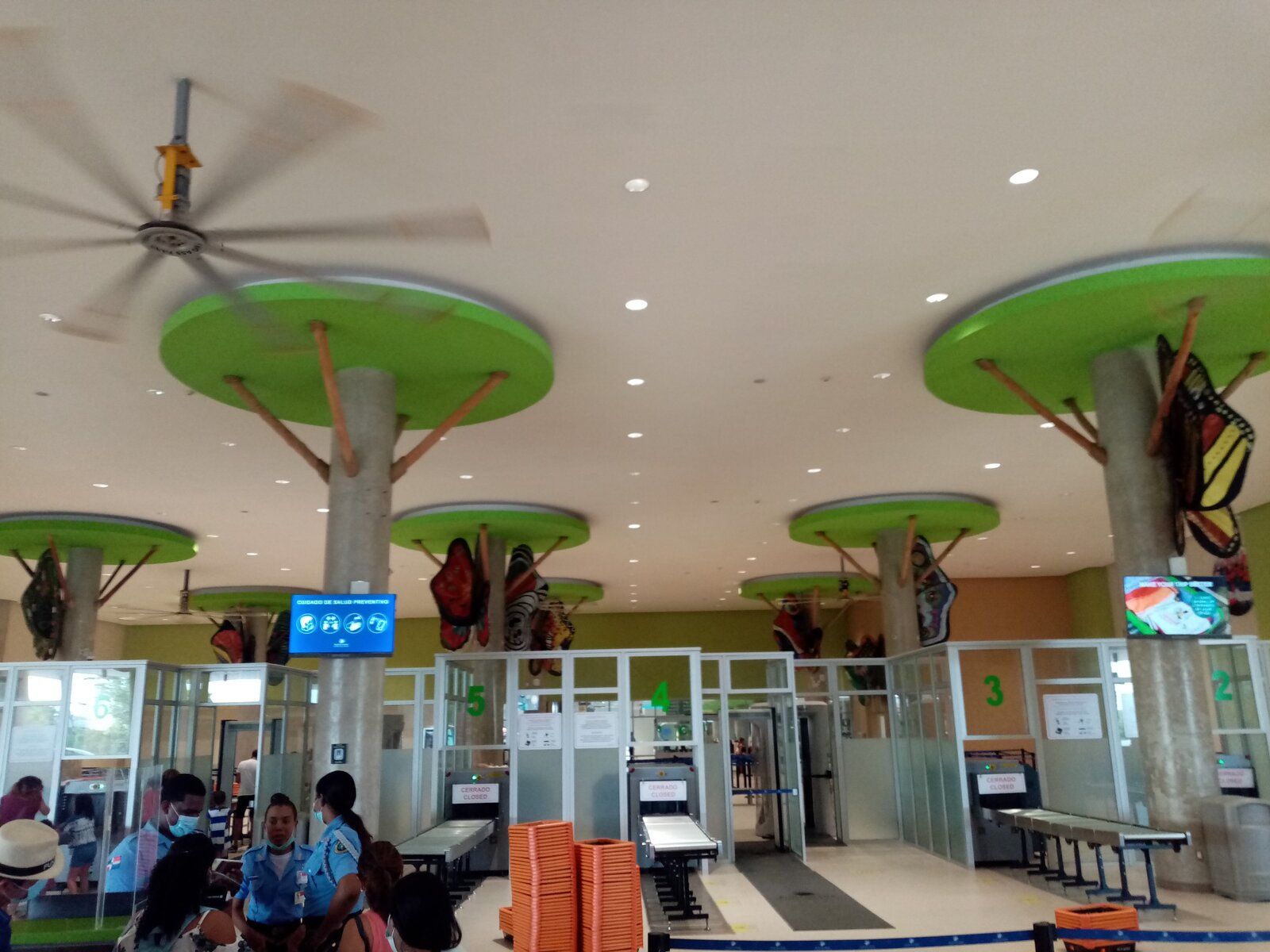 30.aeroporto PUJ.jpg
