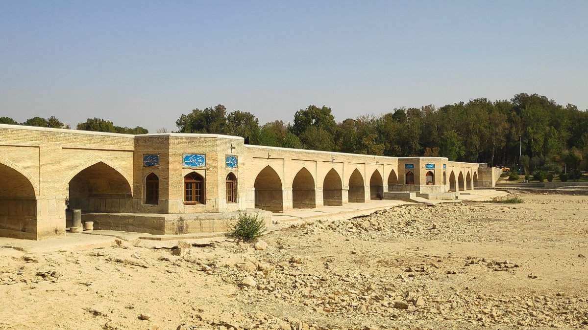 36 Isfahan