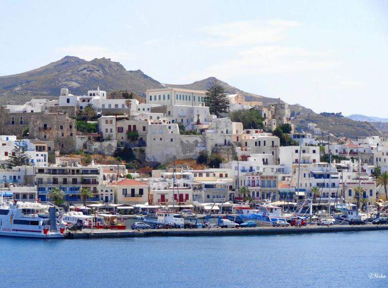 3Naxos1