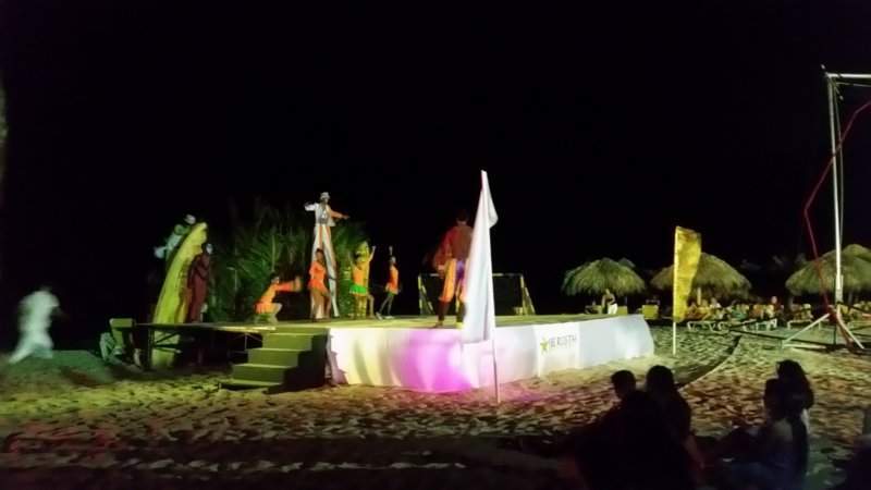 41 D - ESPETACULO PRAIA 20150707_213341