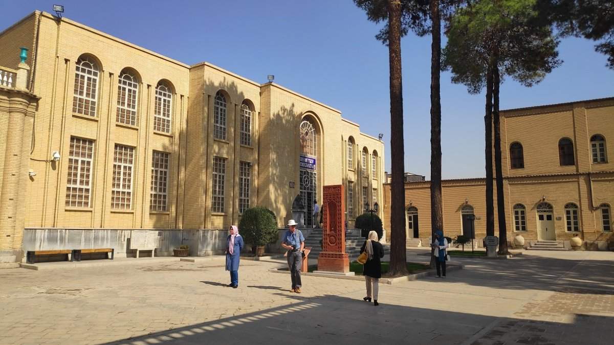 44 Isfahan