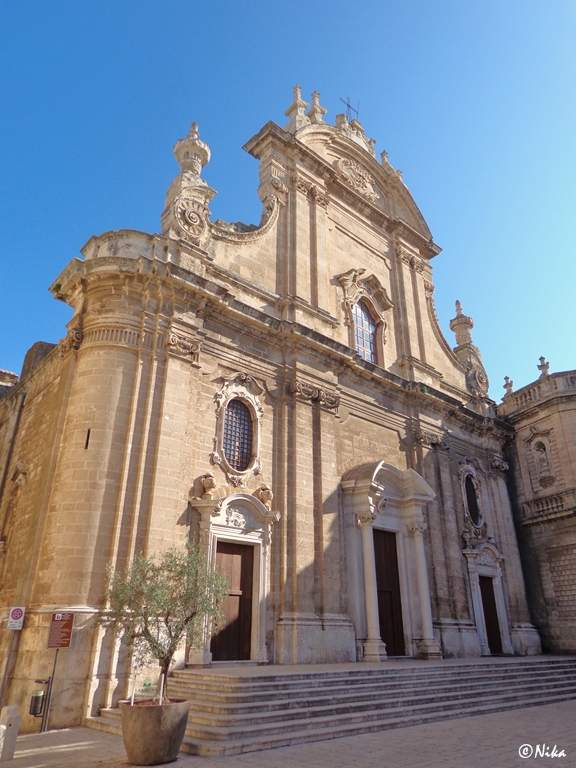 4DSC09423 Cattedrale - Monopoli 0