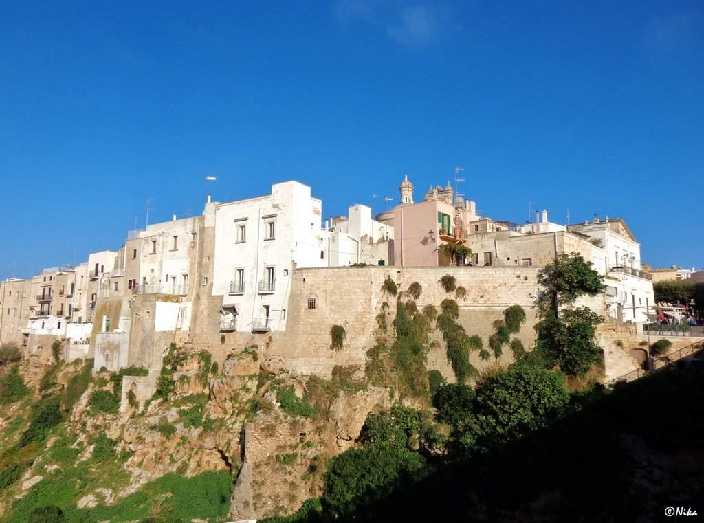 5DSC09457 Polignano A Mare 0