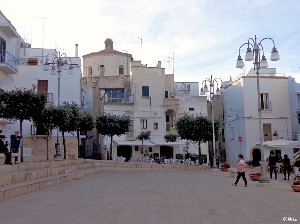 5DSC09540 Piazza San Benedetto - Polignano A Mare0