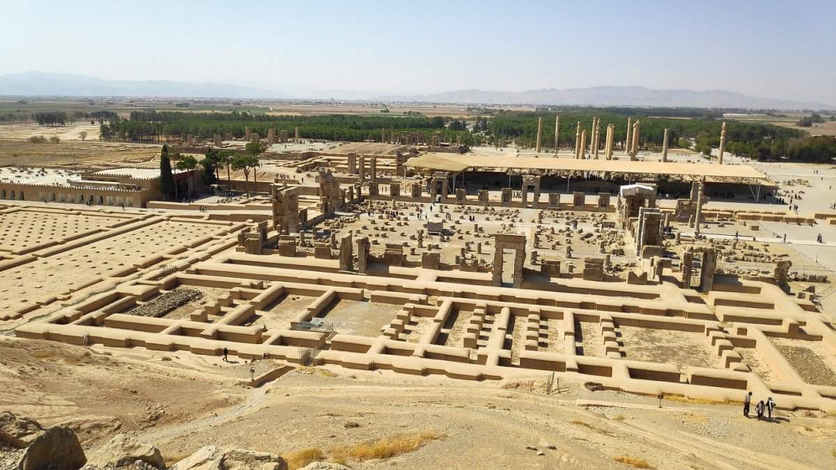 62 Persepolis