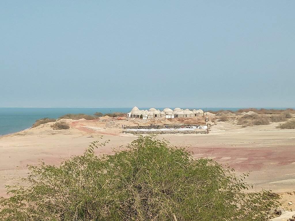 65 Hormuz