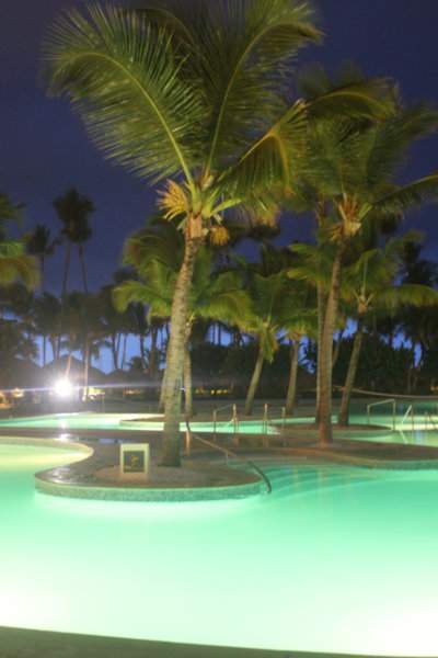 65 - HOTEL PISCINA NOITE
