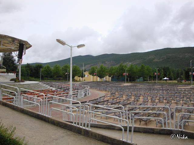 6DSC03795 Crka Sv. Jakova - Medugorje  - Bósnia 3.JPG