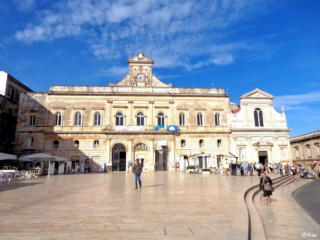 6DSC09596 Piazza Della Libertà + Palazzo Municipale + Chiesa Di San Francesco - Ostuni 0