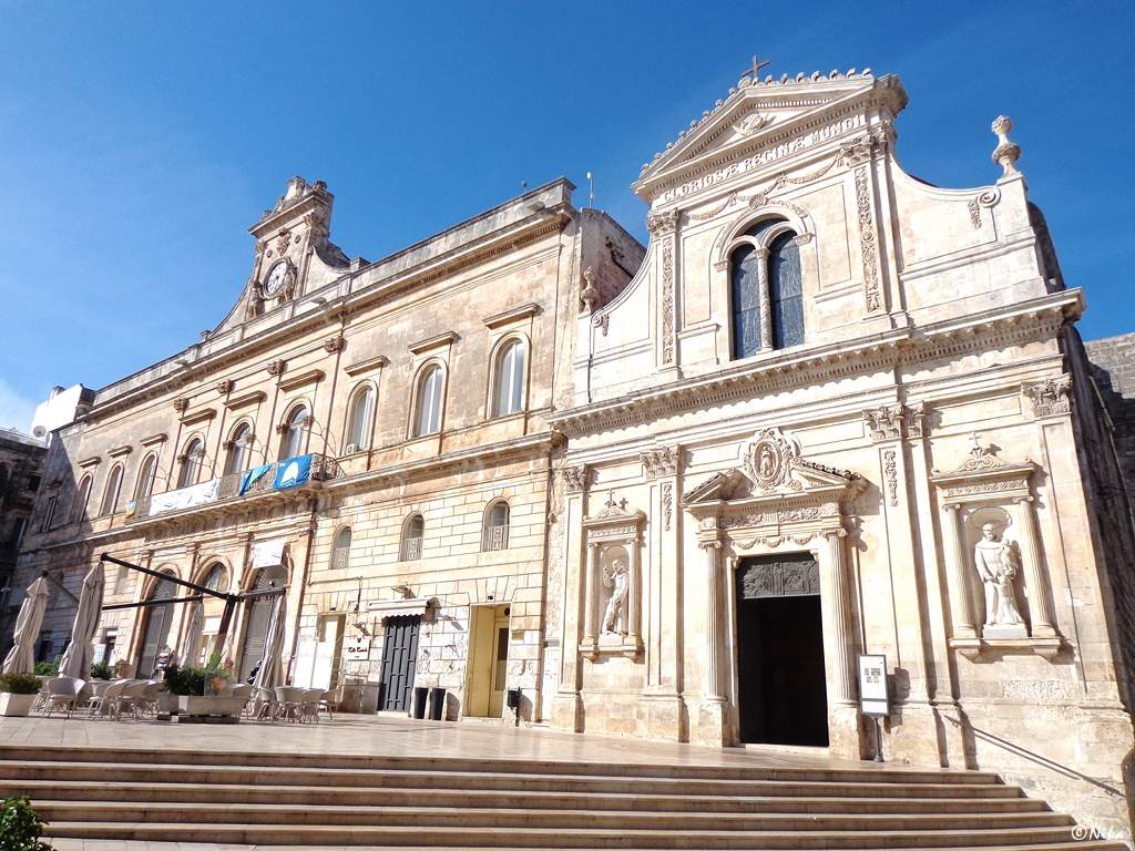 6DSC09627 Palazzo Municipale + Chiesa Di San Francesco - Ostuni 0