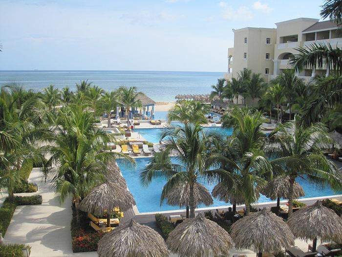 8.Hotel Vista