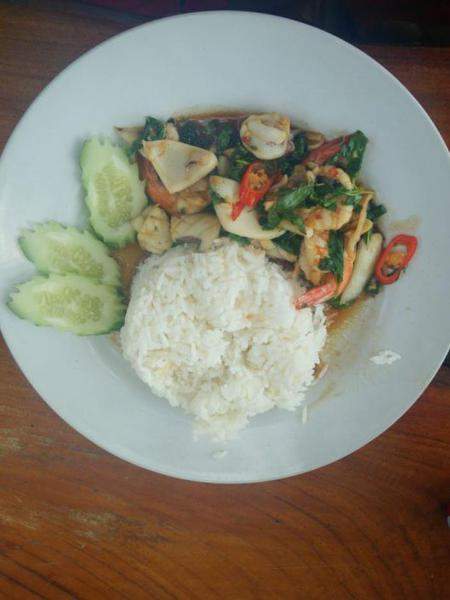 Almoço no Paradise Pearl em Long Beach Phi Phi