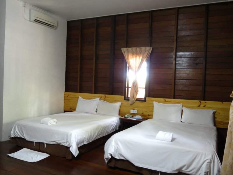 Bilit Rainforest Lodge