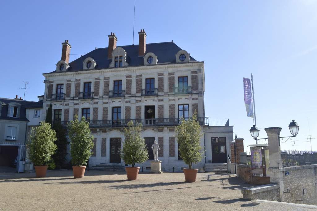 Blois