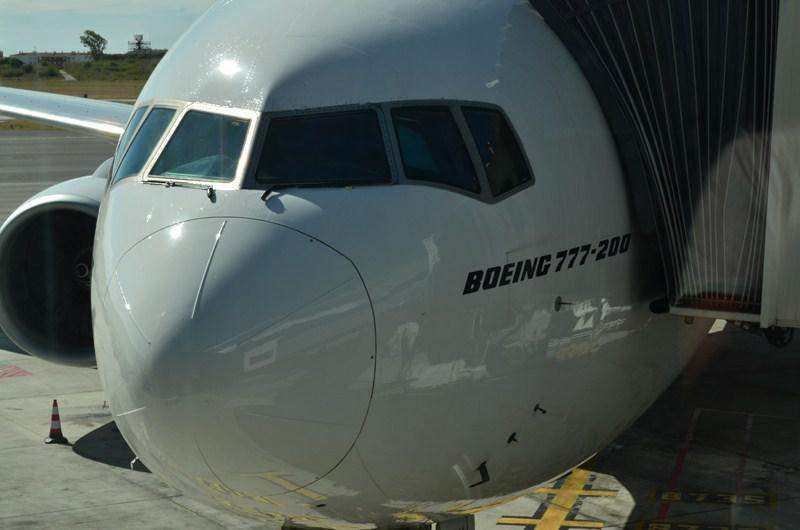 Boeing 777-200