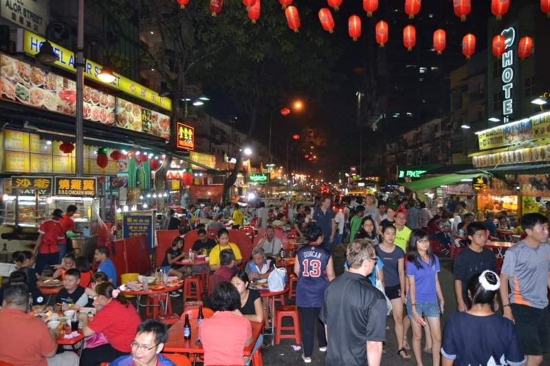 Bukit Bitang onde se come muito bem
