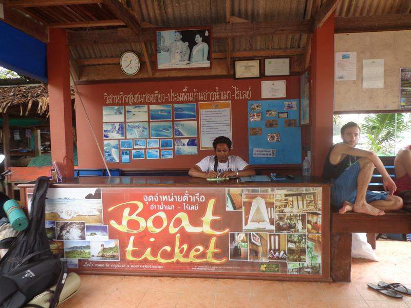 Cais de Ao Nang onde esperamos para regressar ao aeroporto de Krabi rumo a Bangkok