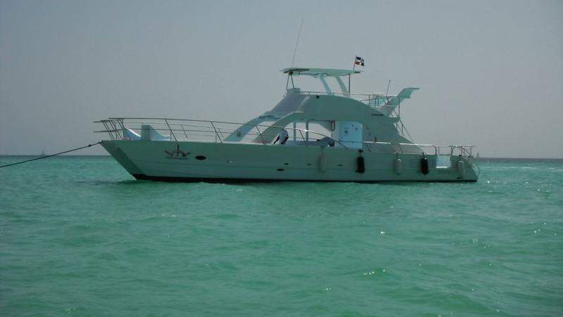Catamaran "Capitan Gringo"