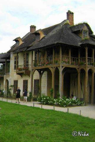 Château Versailles   MA   Aldeia   Casa Da rainha 3