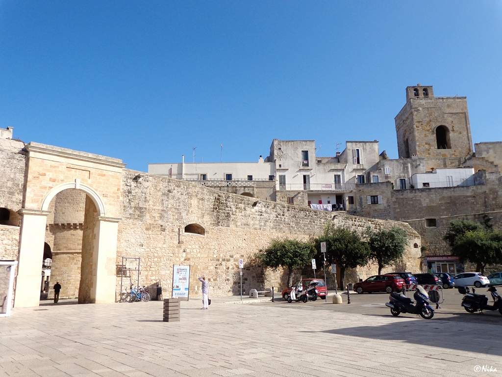 DSC00132 Via Delle Torri - Otranto [1280x768]