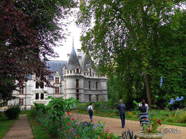 DSC01323AzayleRideau [640x480]