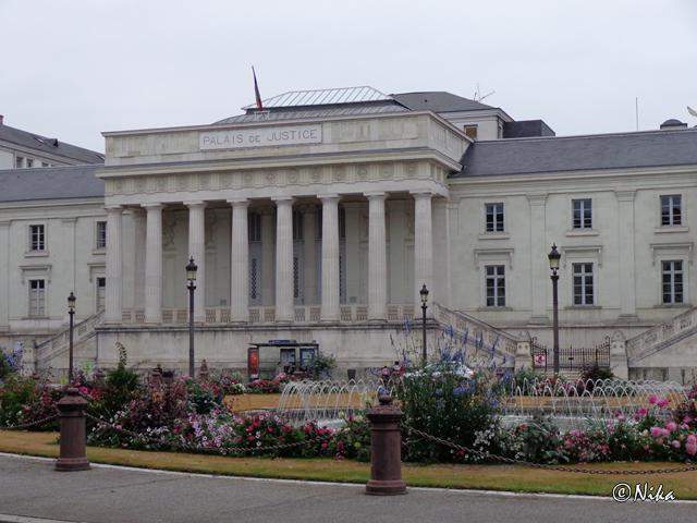 DSC01621Tours [640x480].JPG