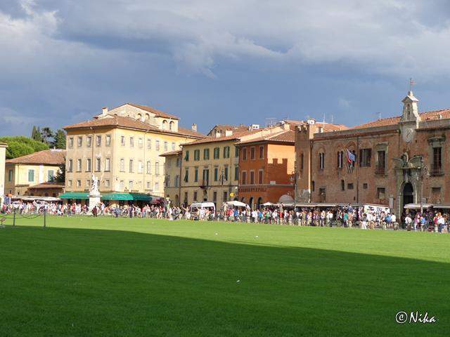 DSC02153PiazzaDelDuomo [640x480]