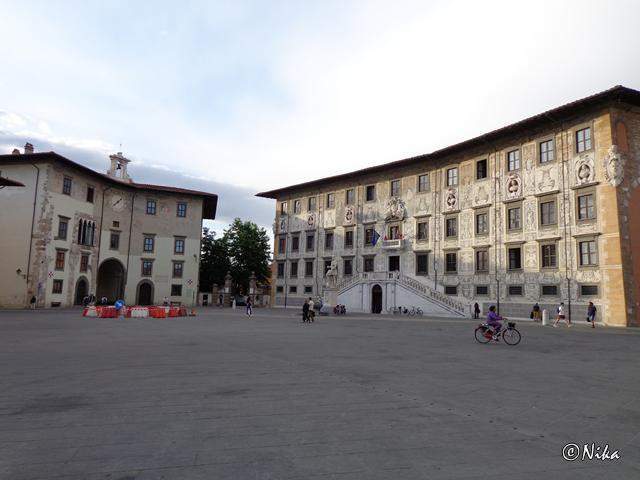 DSC02190PiazzaDeiCavalieri [640x480]