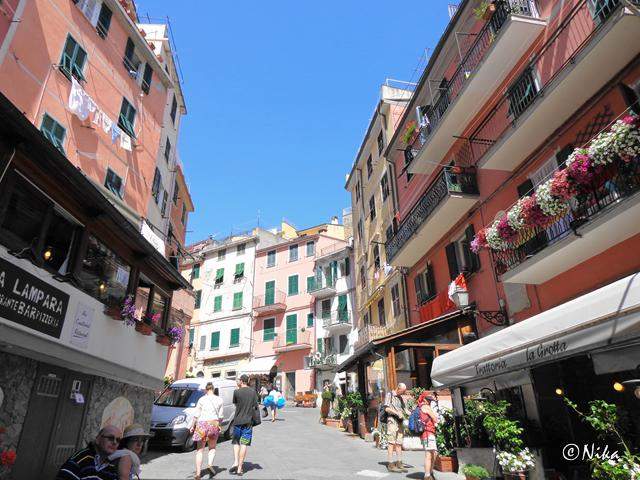 DSC02340Riomaggioref [640x480].JPG