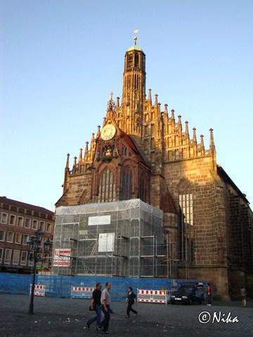 DSC02387 FrauenKirche   Nuremberga