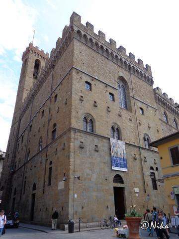 DSC02410MuseoNazionaleDelBargellof [640x480]