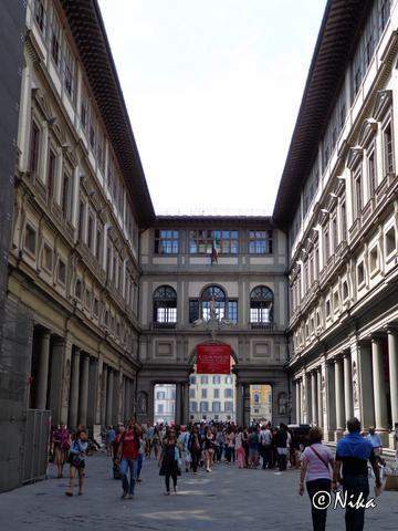 DSC02446GalleriaDegliUffizif [640x480]
