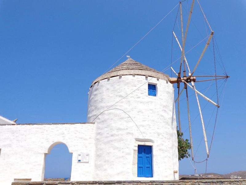 DSC04293Parikia.JPG
