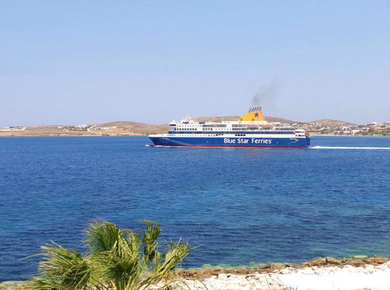 DSC04311Parikia.JPG